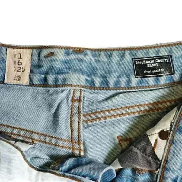 Volcom Brand Denim Jean Shorts Cherry Bomb - Picture 4 of 10